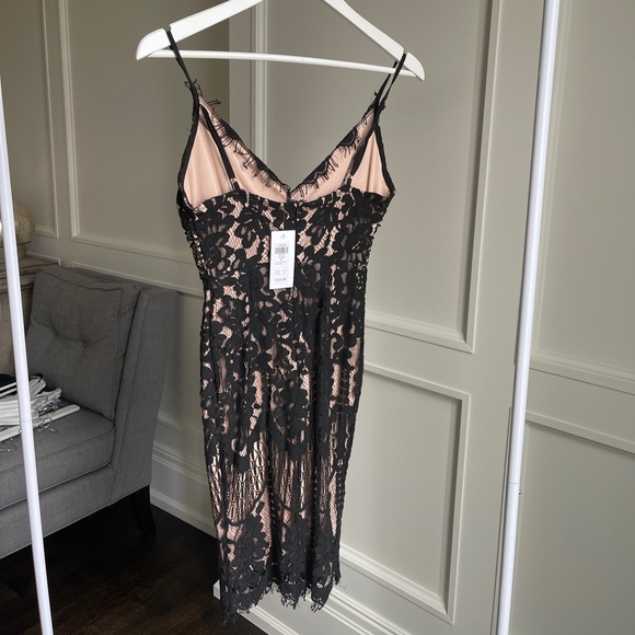 APeach Black Lace Mini Dress - New w/ Tag - Picture 2 of 4